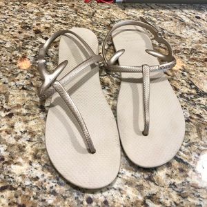 gold t strap Sandal Havaianas 41-42 size 10-11